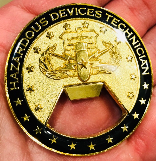 Any-Info-On-This-Bomb-Technician-Piece?